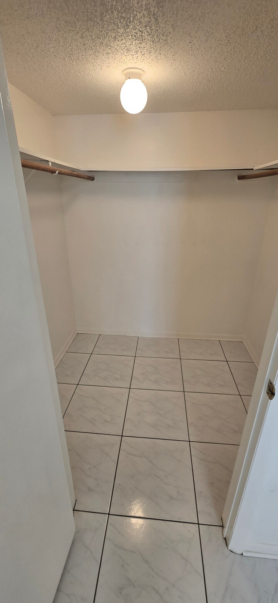 Building Photo - 4725 Christa Ct