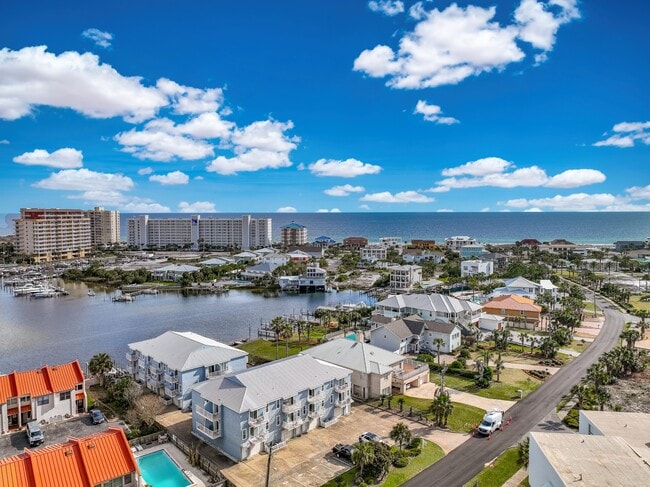 Building Photo - 22 Moreno Point Rd