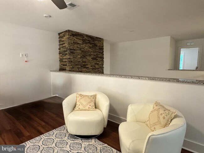 Building Photo - 8708 Southrun Ct