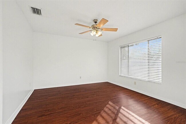 Building Photo - 18302 Aintree Ct