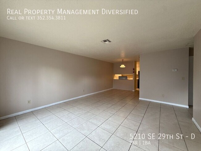 Building Photo - 5210 SE 29th St