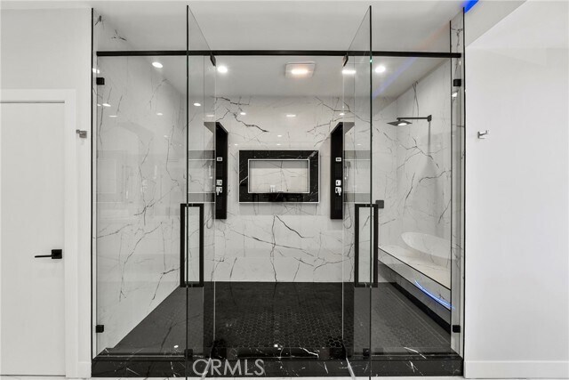 Building Photo - 5965 Nora Lynn Dr