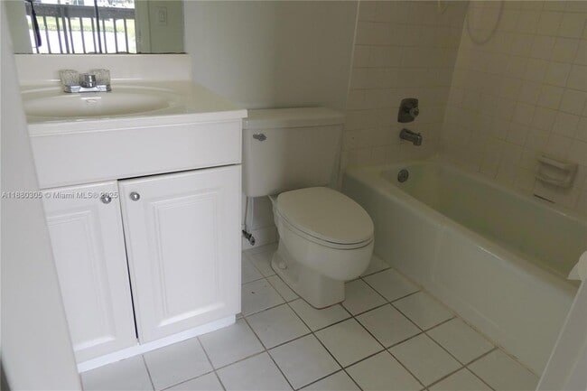 Building Photo - 10104 NW 41st St