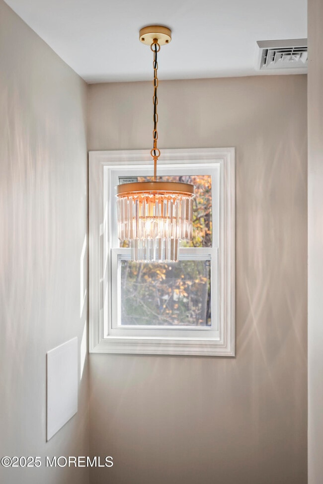 Building Photo - 400 S 1st Ave