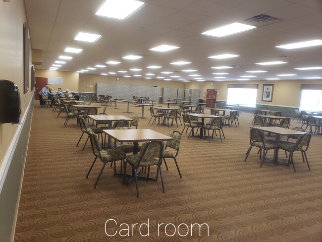 card room - 211 Easthampton I