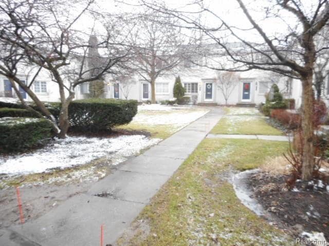 Building Photo - 1712 Graefield Rd