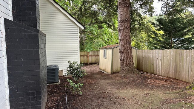 Building Photo - Exquisite 3 Bedroom, 3 Bath Home for Rent ...