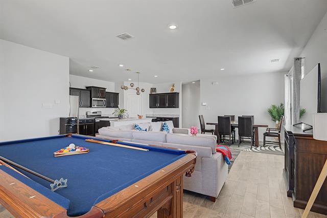 Building Photo - 8913 Oil Barron Ave