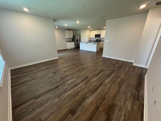 Building Photo - Pensacola - Deer Run - 4 bed, 2 bath w/ co...