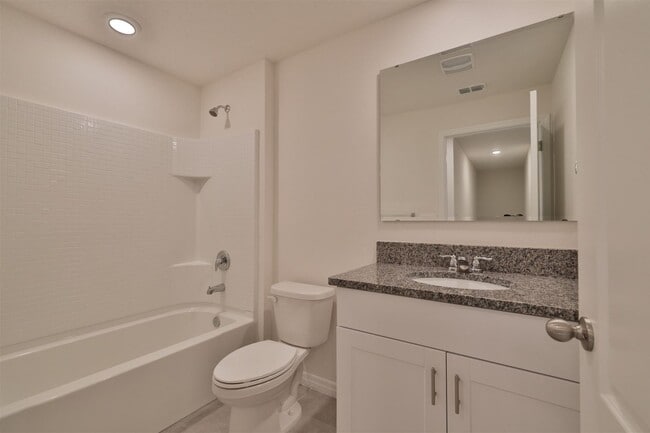 Building Photo - Venetian Bay 3BR 2.5BA Townhome For Rent