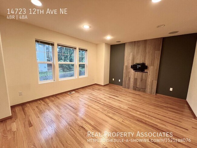 Building Photo - 14723 12th Ave NE