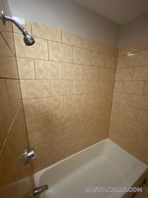 Building Photo - 66 Batchelder St