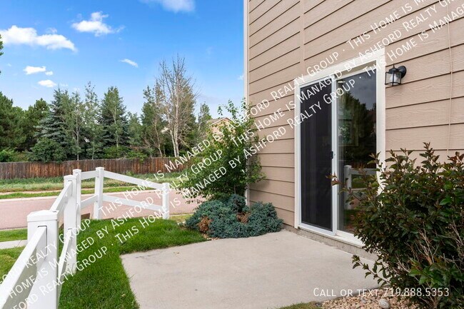 Building Photo - 3866 Papuan Dr