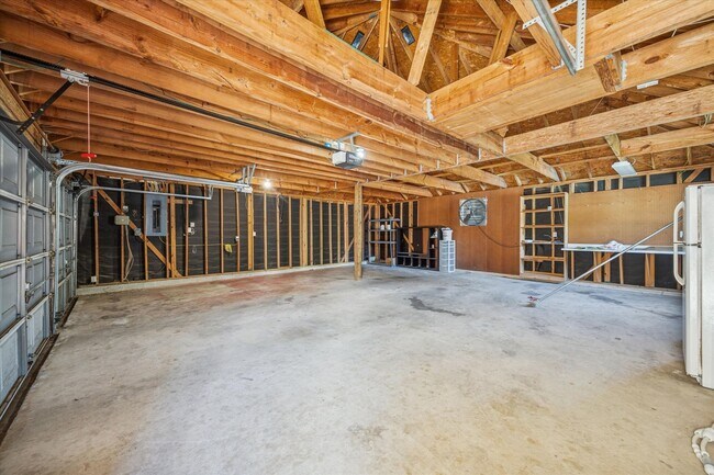 Building Photo - 15614 Stone Gables Ln