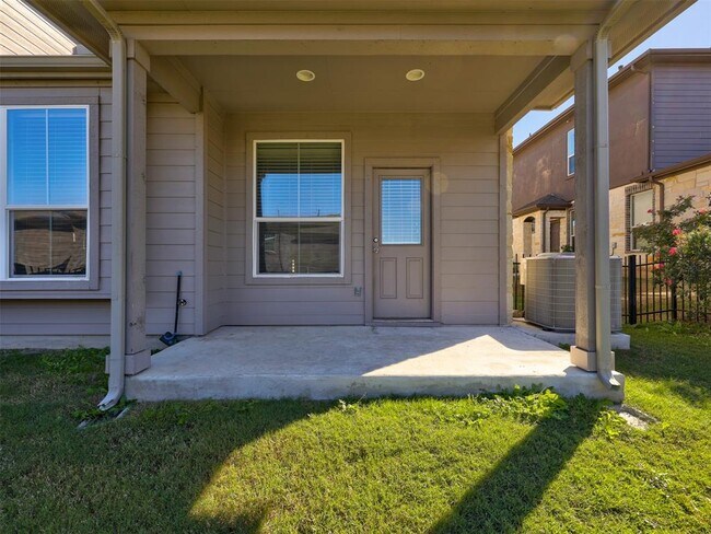 Building Photo - 408 Epiphany Ln