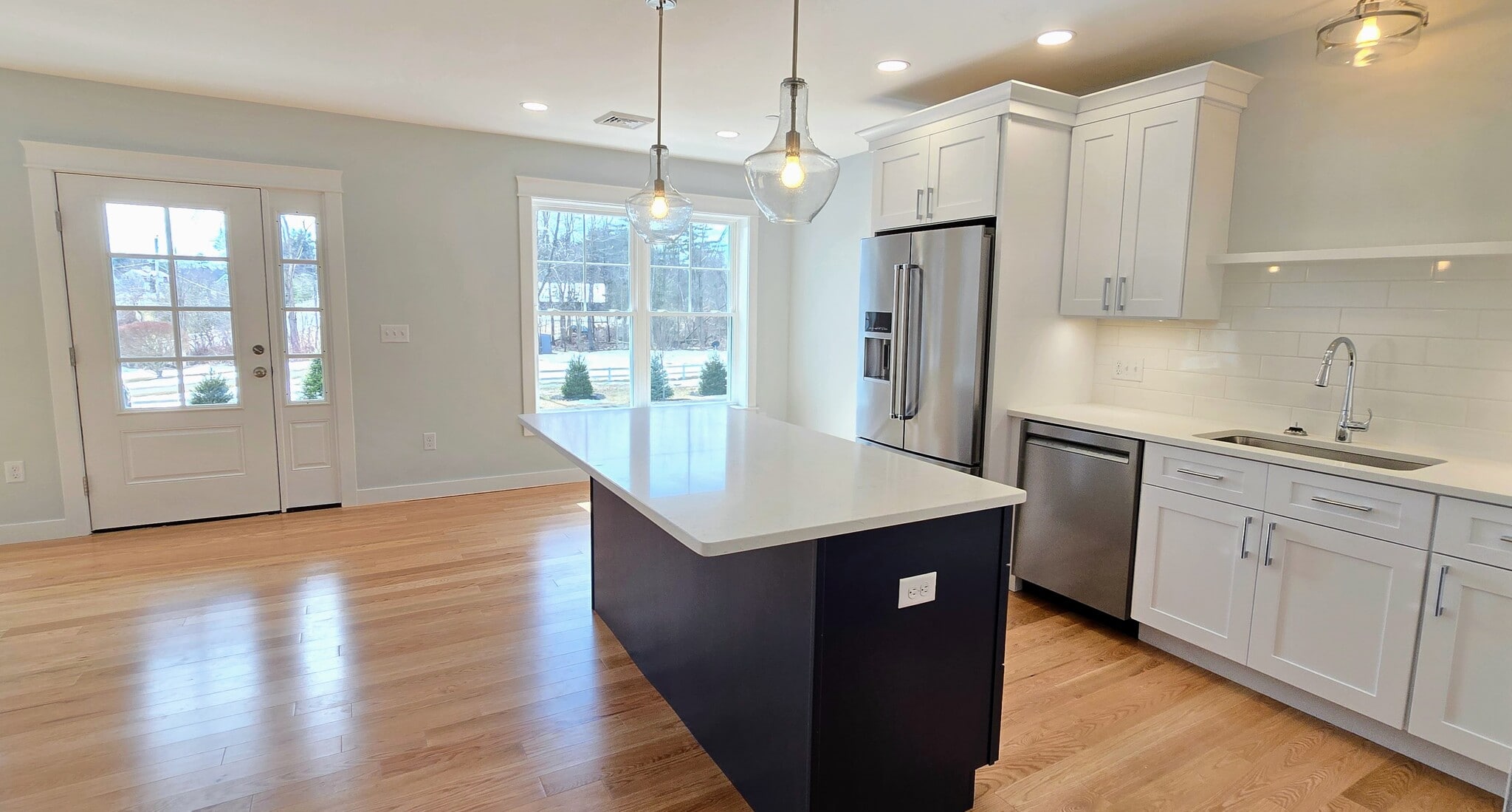 Eat in Kitchen - 603 Portsmouth Ave