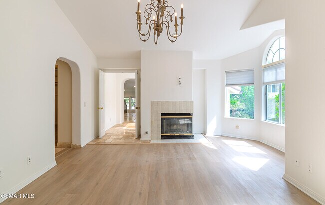 Building Photo - 2612 Yellowwood Dr