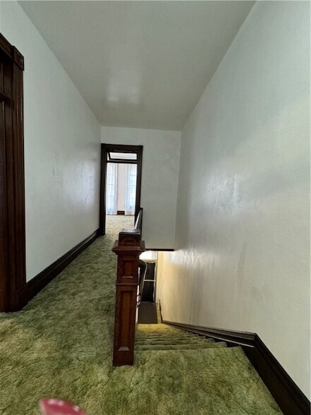 Building Photo - 407 Fallowfield Ave