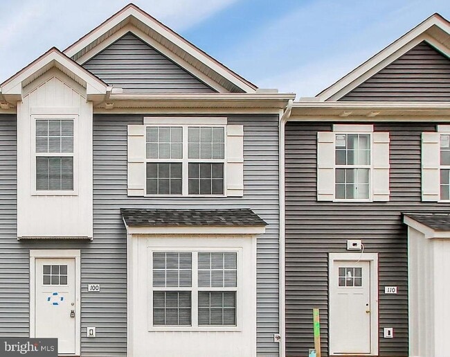 Building Photo - 142 Cypress Ln