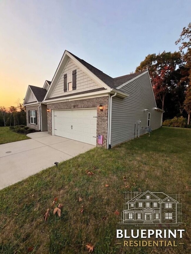 Building Photo - Single story living 2025 build with custom layout and many upgrades! Private backyard! Available ...