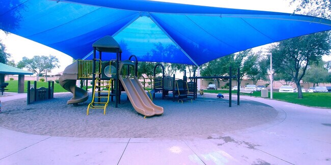 Building Photo - 1126 W Grand Caymen Dr