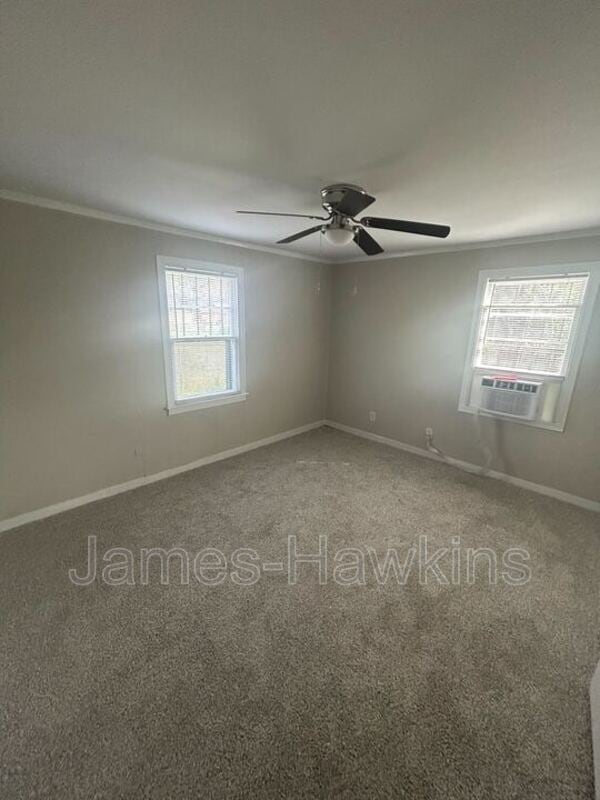 Building Photo - 501 Japonica St