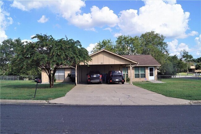 Building Photo - 101 Stubblefield Dr