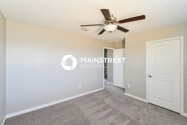 Building Photo - 3 Bedroom Pet-Friendly Home in San Antonio, TX with Main Street Renewal