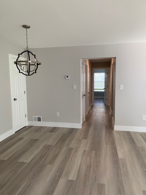 Building Photo - 85 Tulip Ln