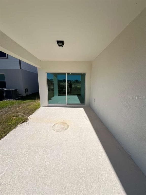 Building Photo - 3845 Blue Vale Dr