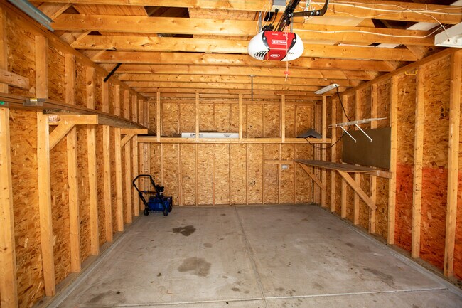 Garage - 250 Lyndale Ave