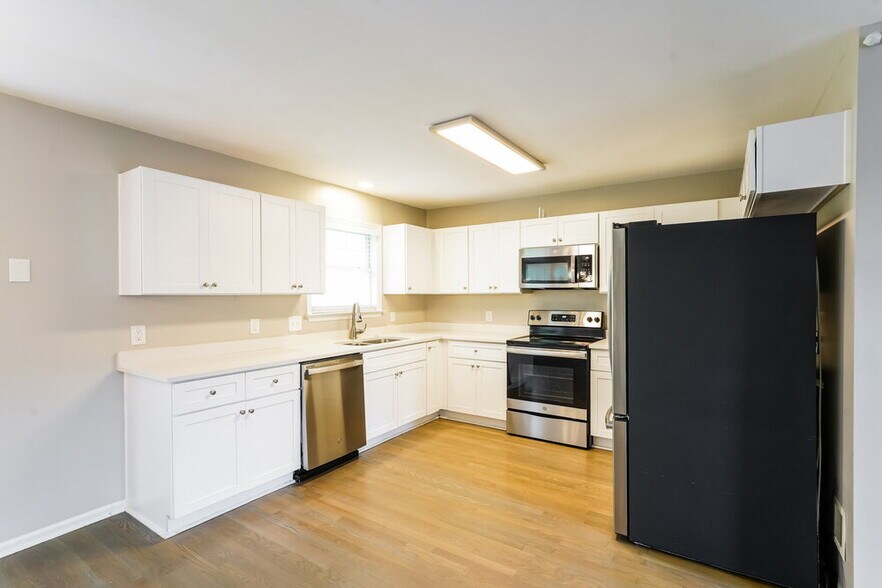 Building Photo - 1212 Orchard Mountain Ct