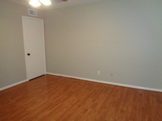 Building Photo - 2225 Mimosa Dr