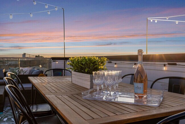 Building Photo - 1313 Baptist World Center Dr