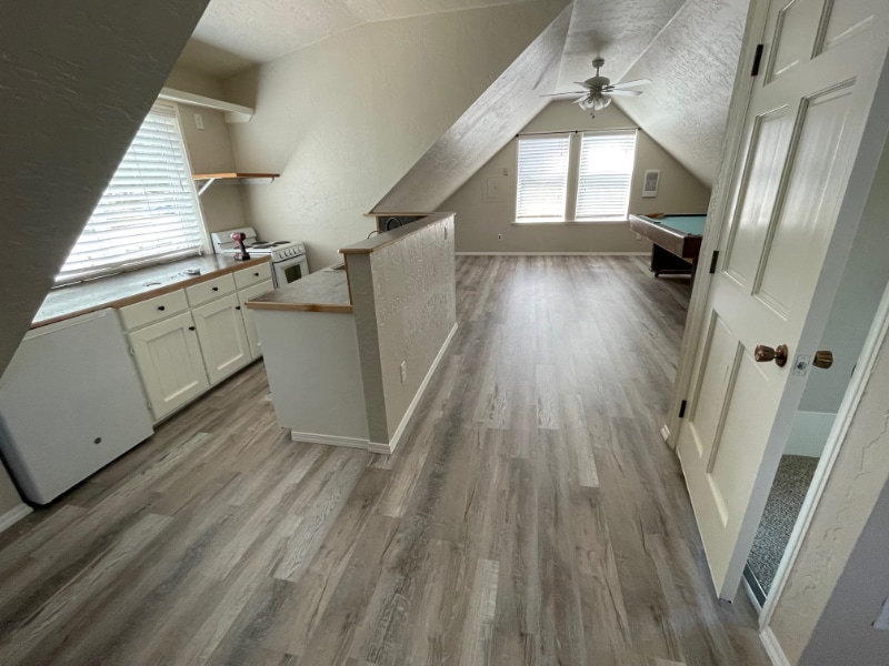 Building Photo - 951 S Rimrock Rd