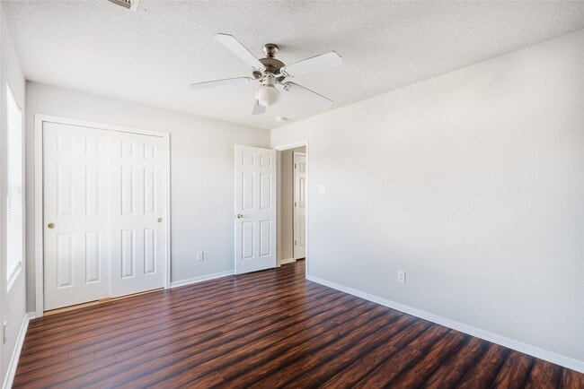 Building Photo - 15410 Fir Woods Ln