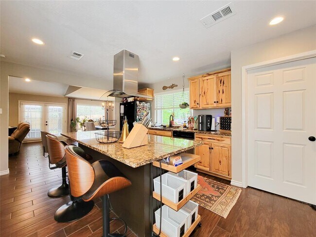 Building Photo - 3735 Hickory Knob Dr