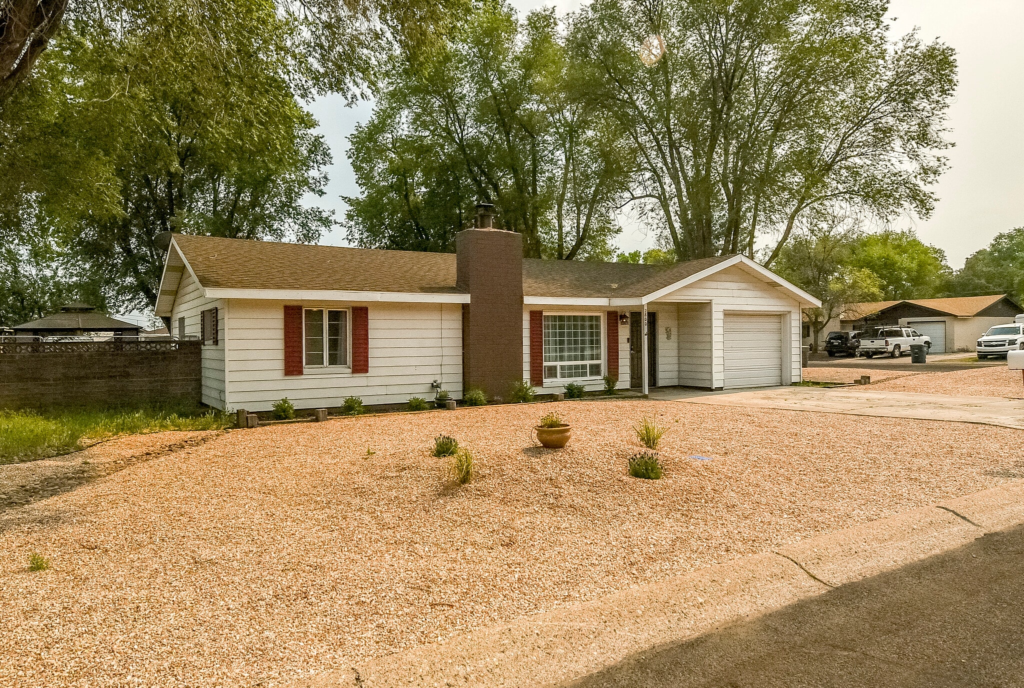 Building Photo - 2800 E Burkhart Dr