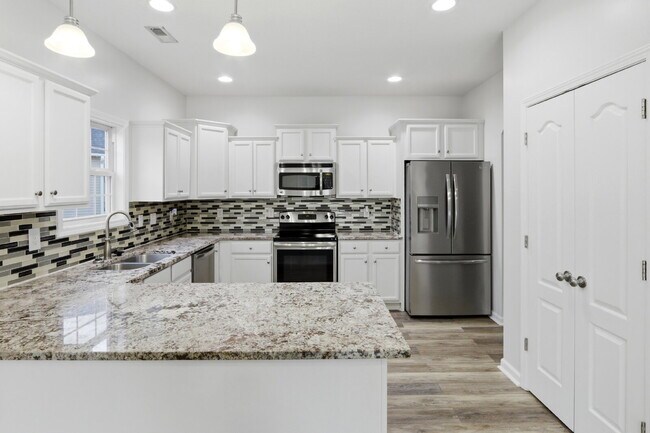 Building Photo - 124 Regatta Way