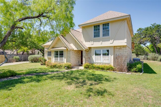 Building Photo - 109 Vinca Dr