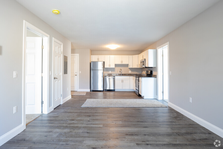 2BR, 2BA - Tulip Ridge Apartments