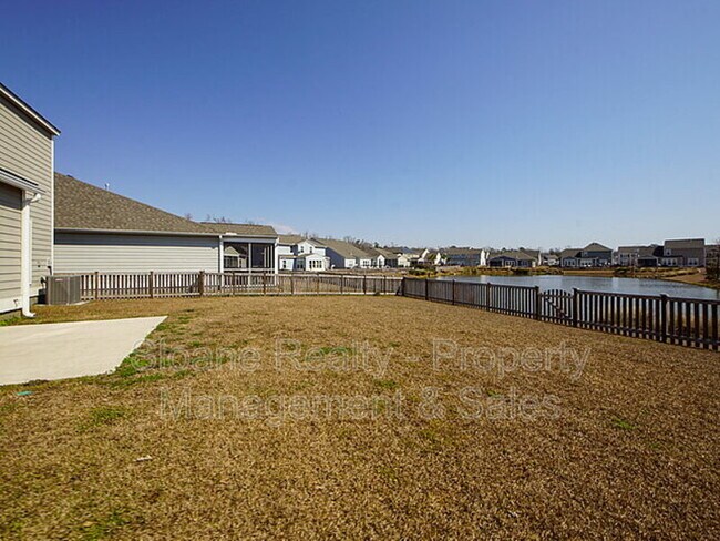 Building Photo - 2874 Stonestown Dr