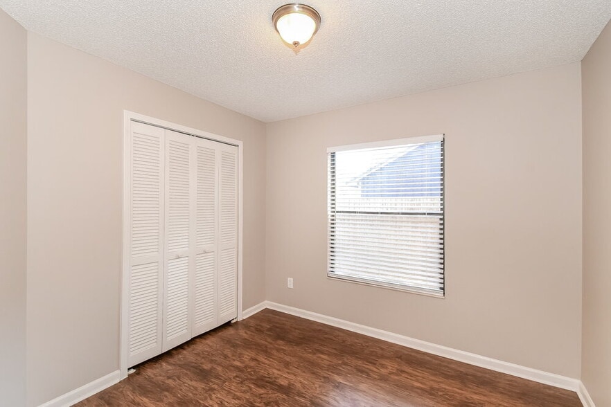 Building Photo - 8134 Cumberland Gap Trail N