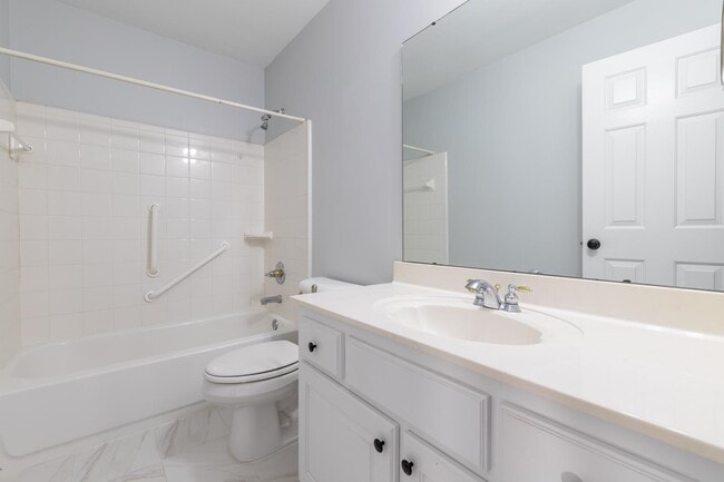 Building Photo - 10191 Wynmanor Dr