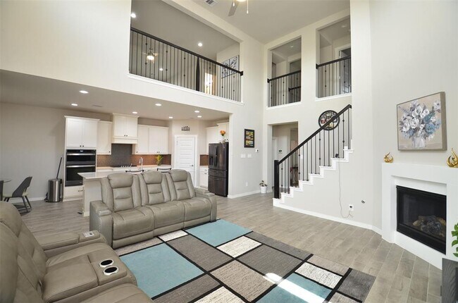 Building Photo - 28615 Halle Ray Dr