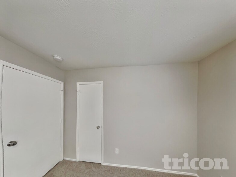 Building Photo - 1403 Glens Ferry Ln
