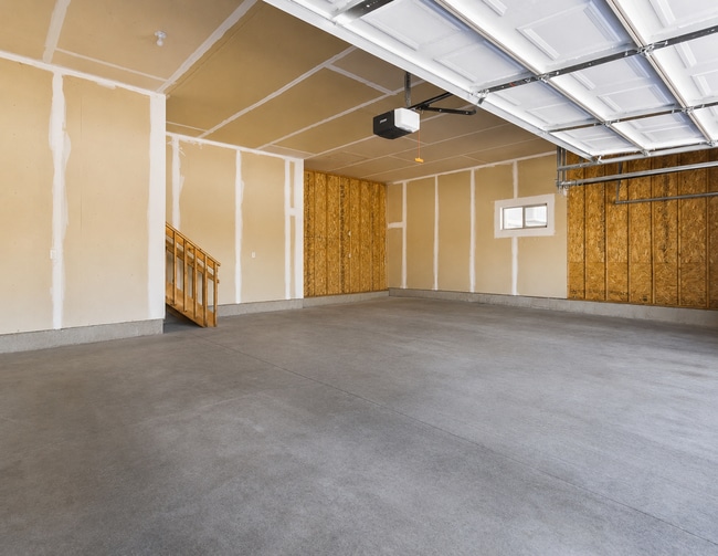 Building Photo - 1108 N Mossy Oak Ave