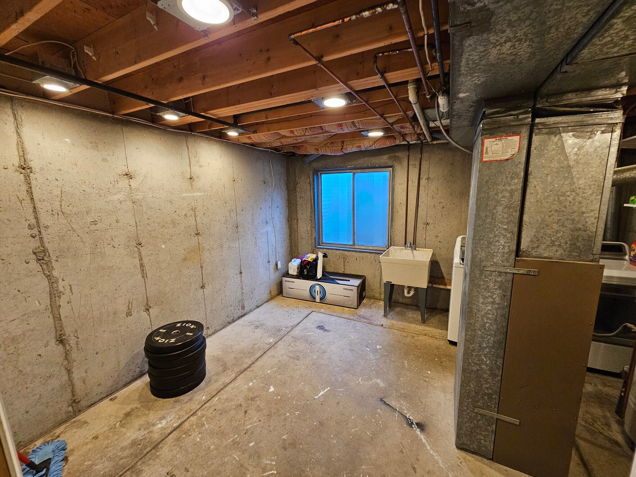 Building Photo - 4125 Charleston Dr