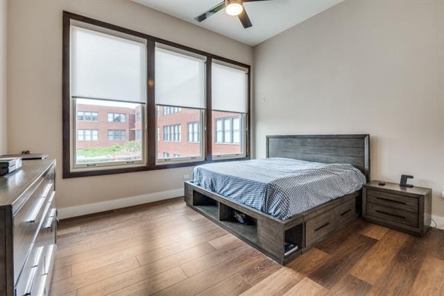 Building Photo - 2502 Live Oak St