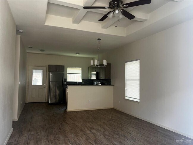 Building Photo - 3701 Hawthorne Ave
